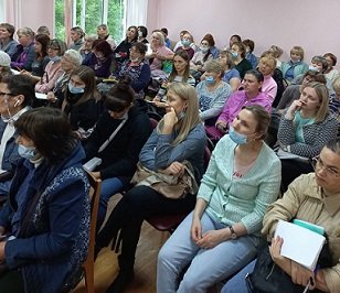 В Комплексном центре социального обслуживания населения состоялась информационная встреча по социально - значимым вопросам